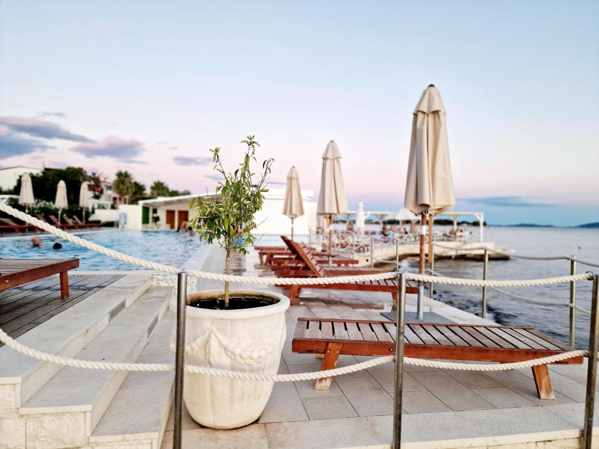 Residence-Apartment-Giuliano-Punta Skala, بيتريتْشاني المظهر الخارجي الصورة
