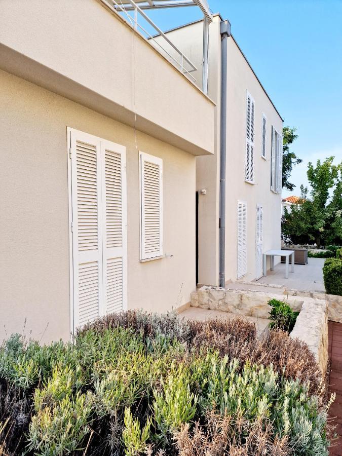 Residence-Apartment-Giuliano-Punta Skala, بيتريتْشاني المظهر الخارجي الصورة