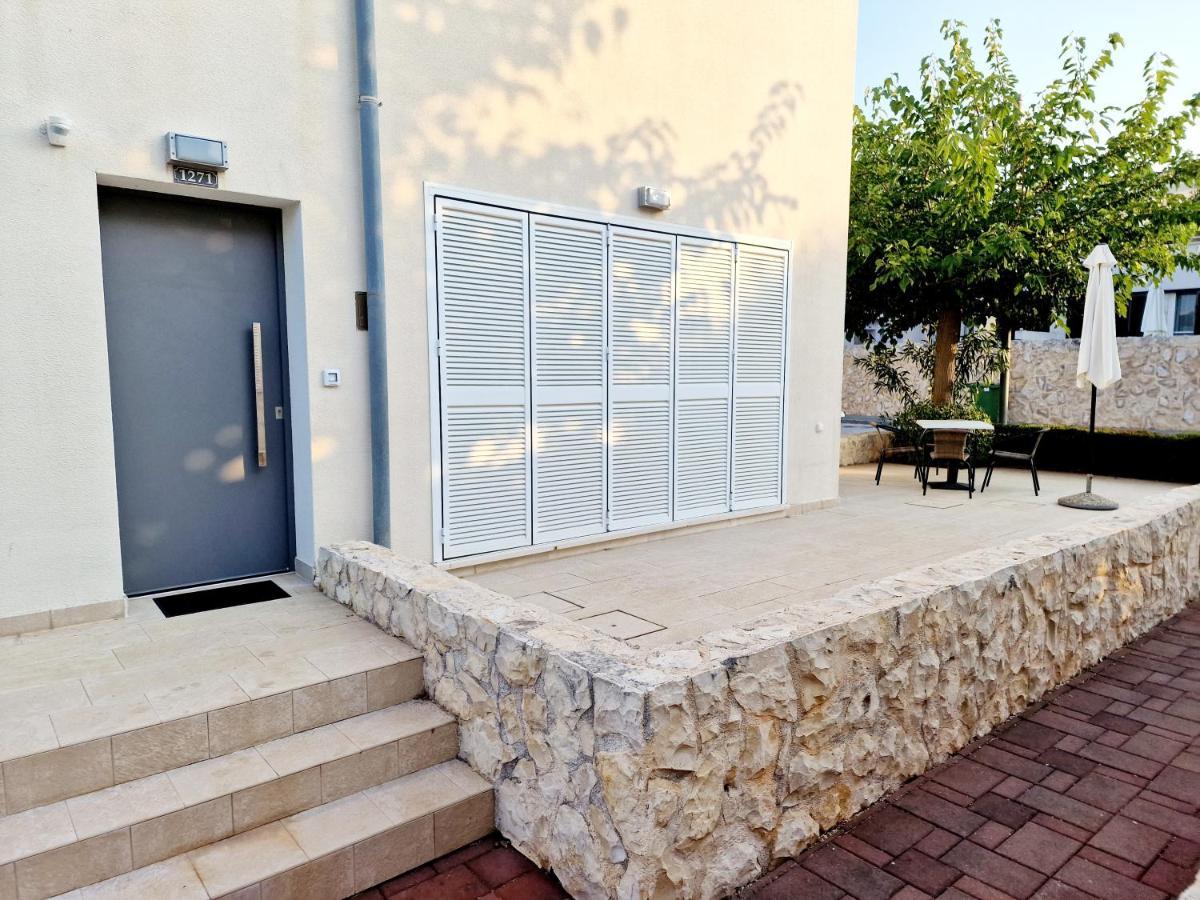 Residence-Apartment-Giuliano-Punta Skala, بيتريتْشاني المظهر الخارجي الصورة