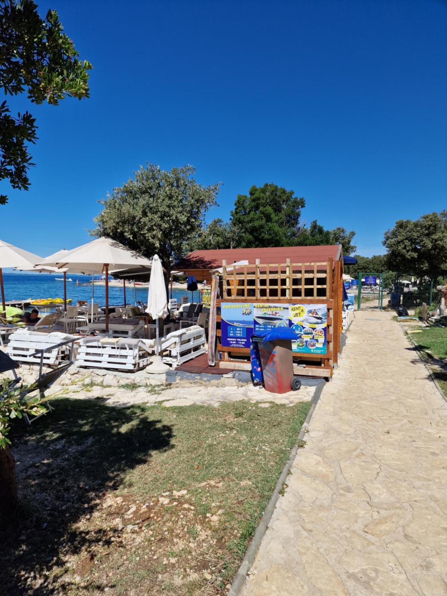 Residence-Apartment-Giuliano-Punta Skala, بيتريتْشاني المظهر الخارجي الصورة